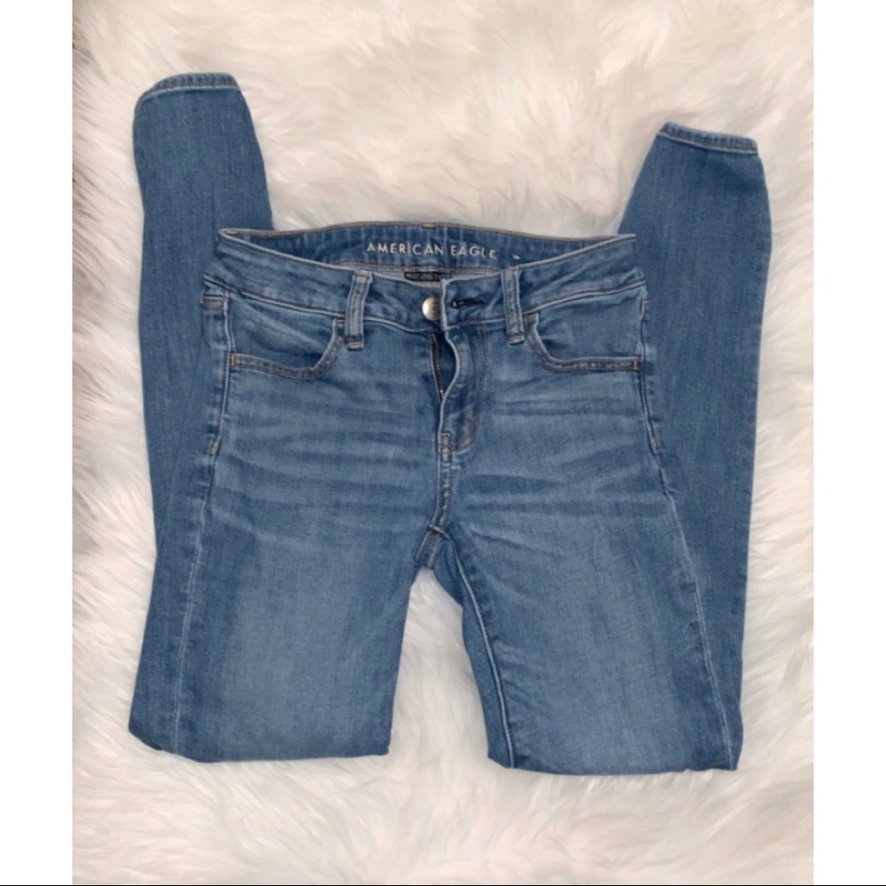 ❌ SOLD ❌ American Eagle Jeans 🦅